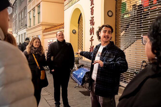 Amsterdam: Red Light District guided tour (TOP RATED) - Why a guided walk helps in De Wallen