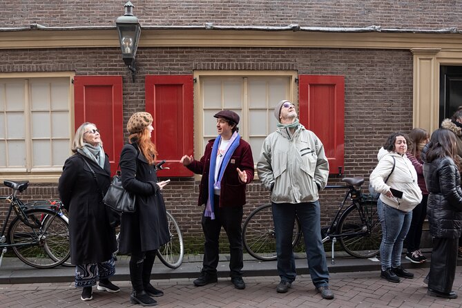 Amsterdam: Red Light District guided tour (TOP RATED) - What the guides add to the experience
