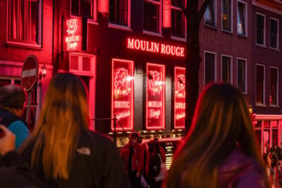Red Light District Tour in German/English/Italian
