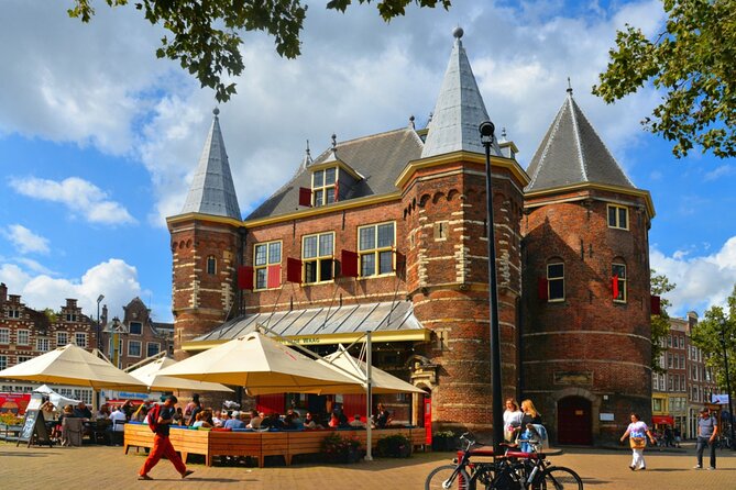 Amsterdam Red Light District Treasure: Self-Guided Tour & Quest - Seeing De Wallen with context and respect
