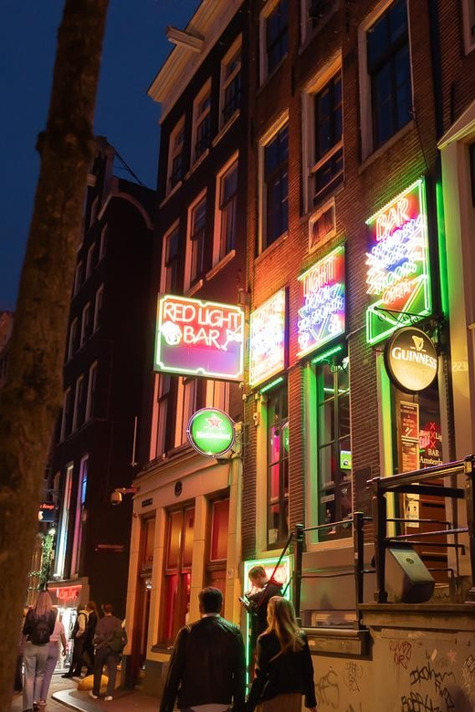 Amsterdam: Red Light Tour Exclusive + Peep Show - Key points to know before you book