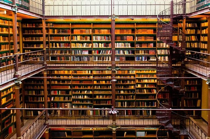 Amsterdam Rijksmuseum Guided Tour - The Dutch Republic through paintings and objects