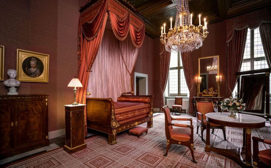 Amsterdam: Royal Palace Entry Ticket and Audio Guide - Is the Royal Palace ticket good value?
