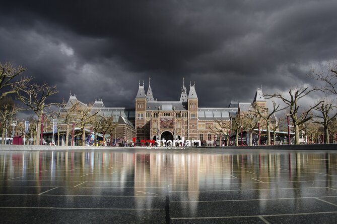 Amsterdam Scavenger Hunt and Highlights Self Guided Audio Tour - Starting at Amsterdam Centraal