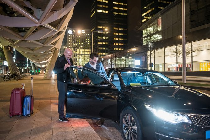 Amsterdam Schiphol Airport (AMS) Departure transfer from Amsterdam City - A Simple Ride to Schiphol, With One Important Catch