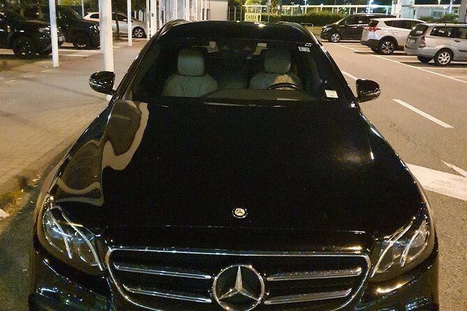 Amsterdam Schiphol Airport (AMS) to Amsterdam - Arrival Private Transfer - The important weakness: communication can fail
