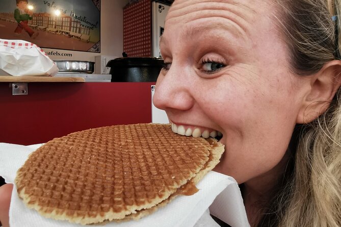 Amsterdam: Self-Guided Food Tour in De Pijp Neighbourhood - Surinamese pom and a full plate of flavor