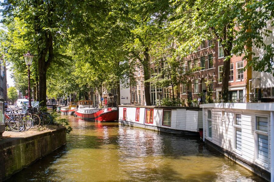 Amsterdam: Semi-Open Canal Boat Cruise - Small details that make the ride better