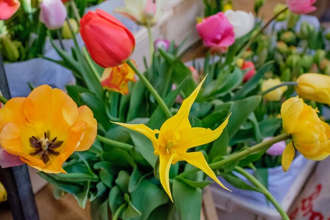 Amsterdam Sightseeing Tour + Hidden Gems + Tastings + PDF guide - Kalverpassage and the former prison story