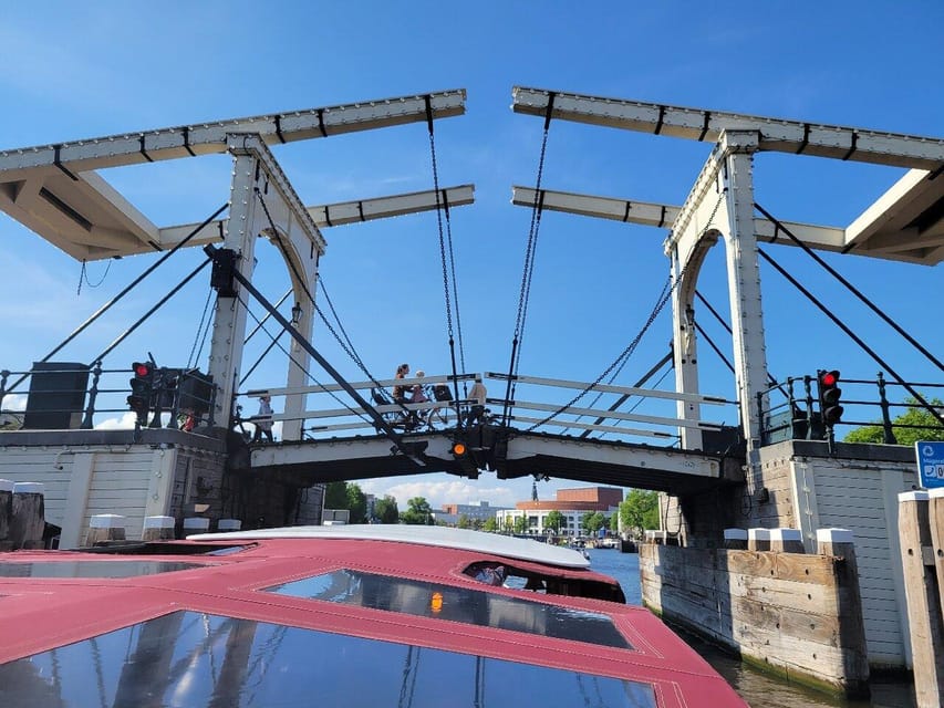 Amsterdam: Small-Group Canal Cruise incl. Drinks and Snacks - The Amstel and the Magere Brug