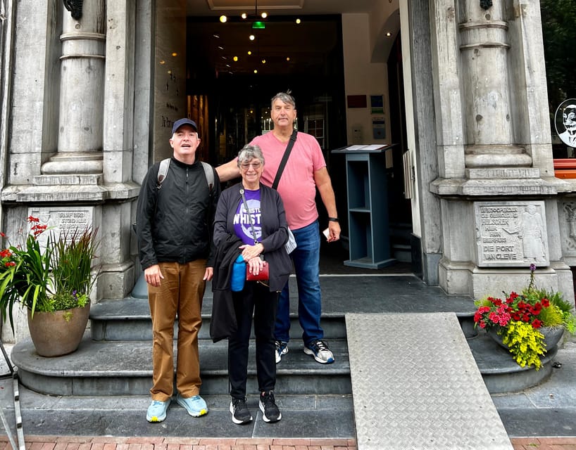 Amsterdam: Small Group Walking Tour with Fun Guide - A gentle pace, with time for photos