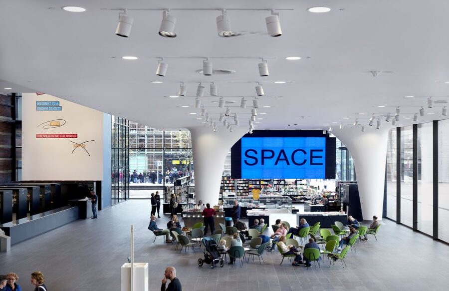 Amsterdam: Stedelijk Museum and 1-Hour Canal Cruise - What you will see on the one-hour canal cruise