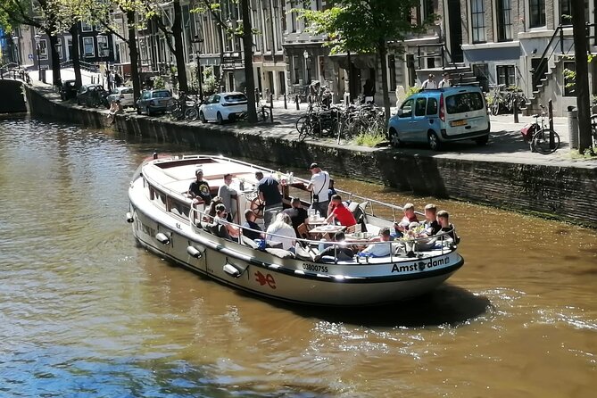 Amsterdam The Bulldog Boat Smoke Friendly Cruise + 2 drinks - Booking, cancellation, and meeting-point advice