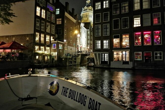 Amsterdam The Bulldog Boat Smoke Friendly Cruise + 2 drinks - A one-hour route through Amsterdam’s UNESCO canals