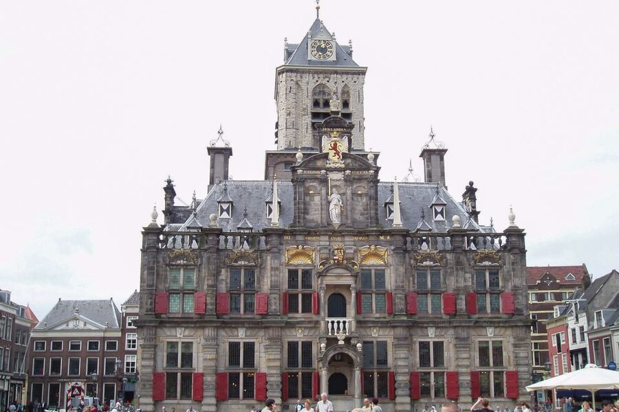 Amsterdam: The Hague, Delft and Rotterdam Private Day Tour - Delft and the story behind Delft Blue