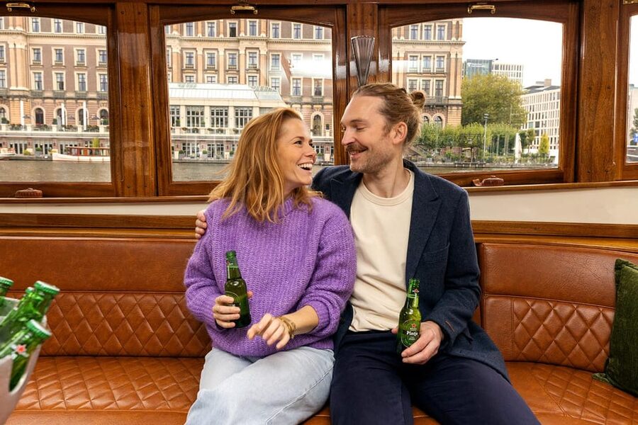 Amsterdam: The Heineken Flagship Canal Cruise - Weather, clothing, and comfort