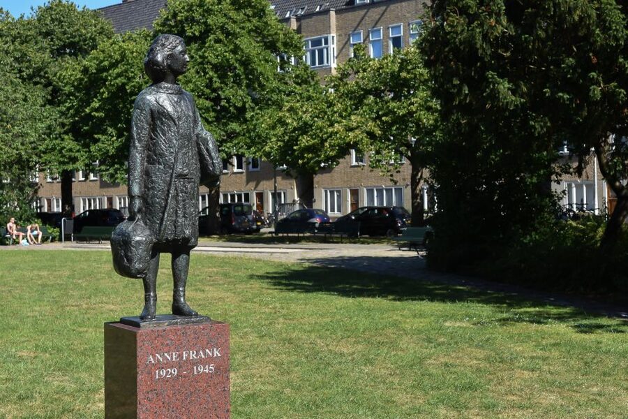 Amsterdam: The Life of Anne Frank Walking Tour - The schools and places Anne knew