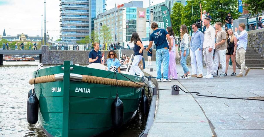 Amsterdam: The Newest Canal Cruise with Drink Option - Key points before you book