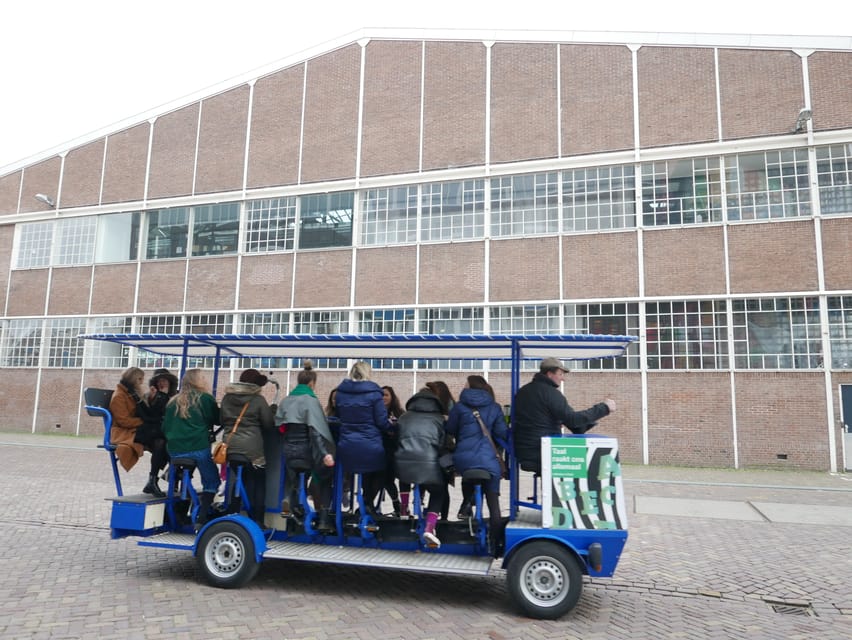 Amsterdam: The Original BUBBLES & BIKE Private Prosecco Tour - The first stretch: finding the party rhythm