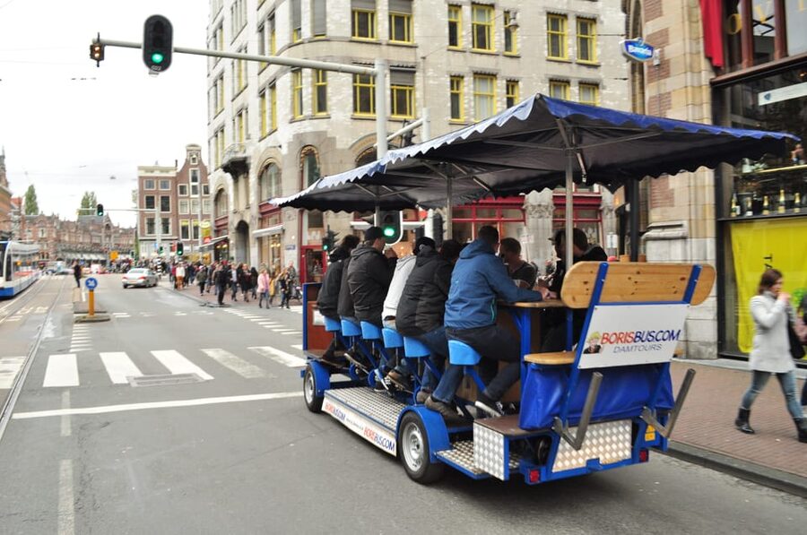 Amsterdam: The Original BUBBLES & BIKE Private Prosecco Tour - Cold bottles, music, and the role of the guide