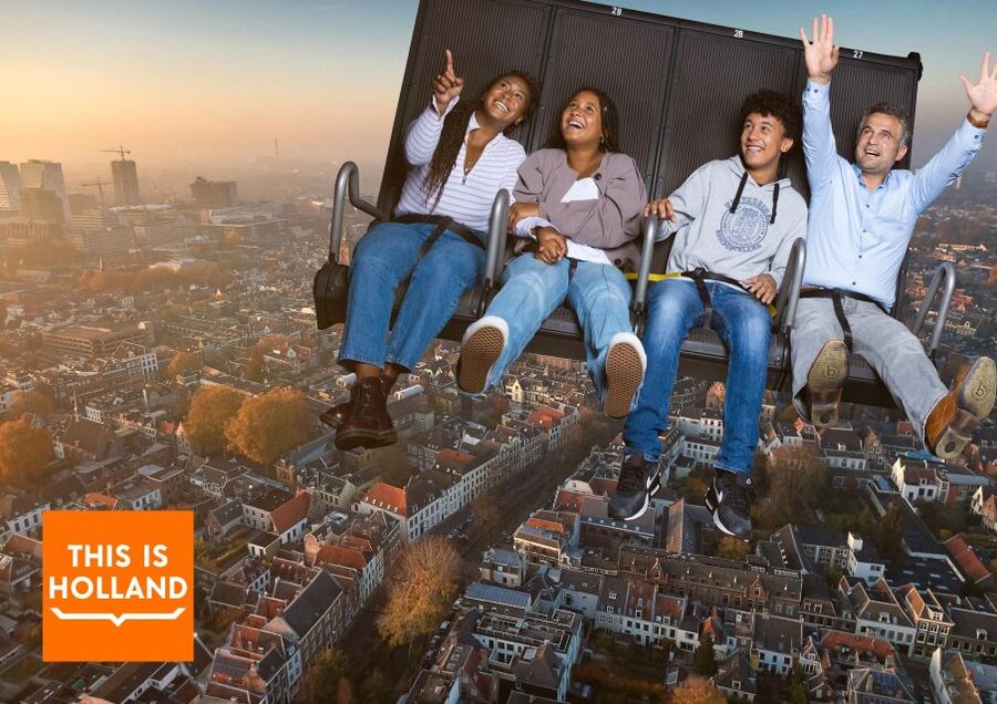 Amsterdam: This is Holland 5D Flight Experience Entry Ticket - The 5D flight over Dutch icons