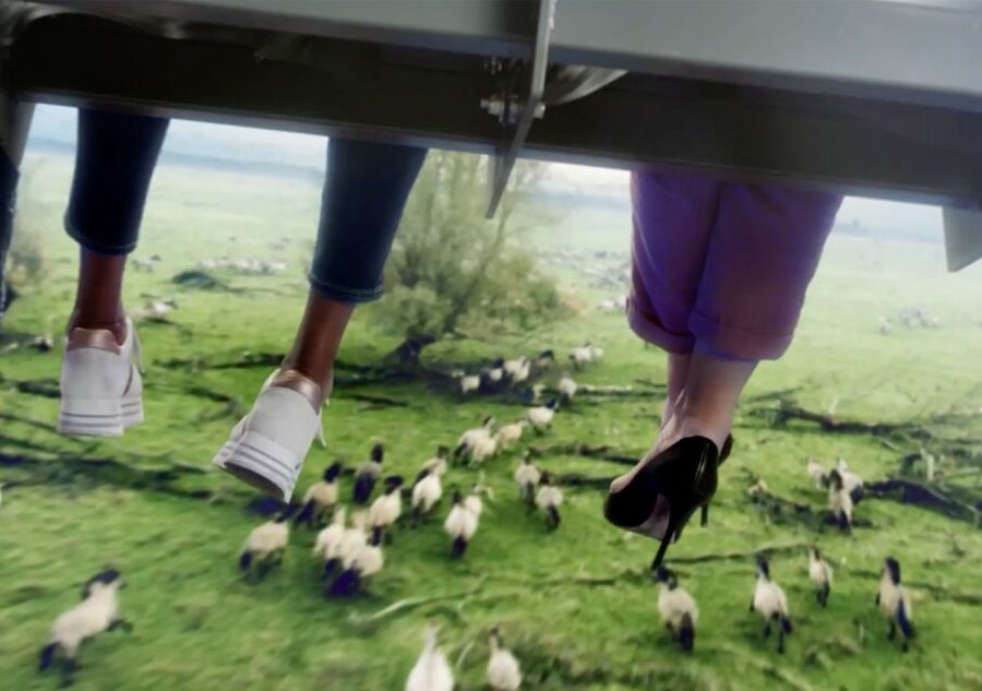 Amsterdam: This is Holland 5D Flight Experience Entry Ticket - Four short shows before takeoff