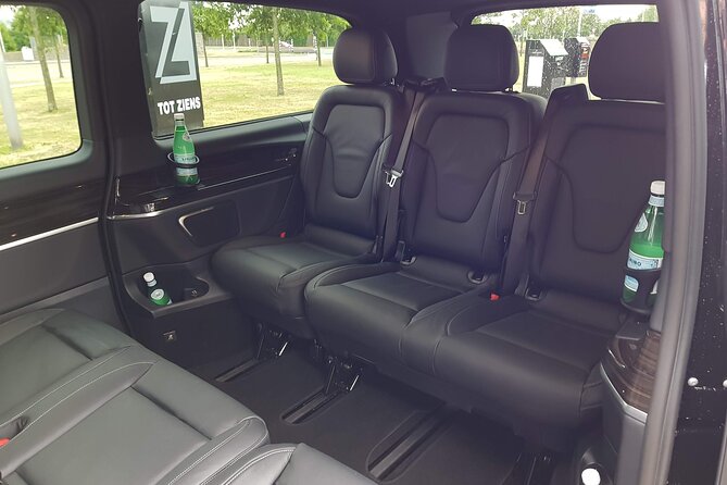 Amsterdam to Schiphol Airport Transfer Comfort & service. - Meeting your driver at the hotel or station
