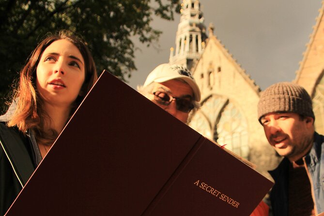 Amsterdam Treasure Hunt: The Mystery of a Secret Sender - A Secret Society Sets the Amsterdam Story in Motion