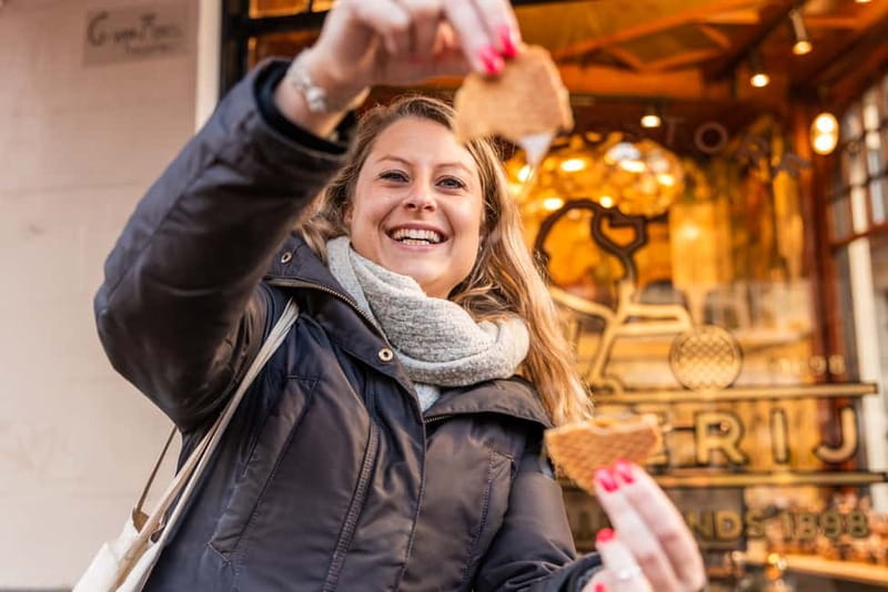 Amsterdam: Ultimate Amsterdam Food Tour - Apple pie and café culture at Café De Zwart