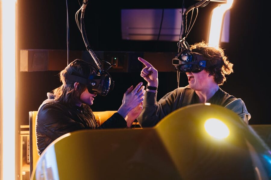 Amsterdam: Ultimate VR Experience: 60 minutes - What full-body tracking adds