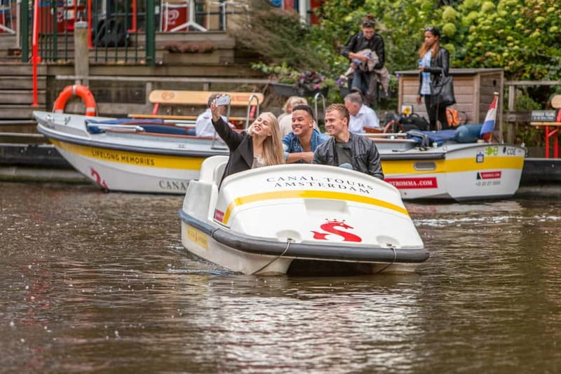 Amsterdam: Unique Pedal Boat Experience in the Canals - Passing the Rijksmuseum From the Water