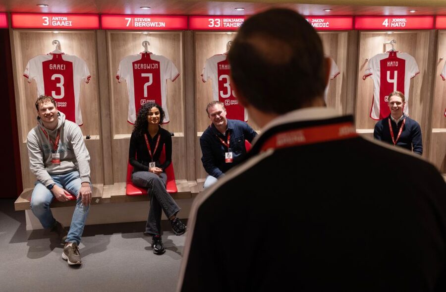 Amsterdam: VIP Johan Cruijff ArenA Tour with Drink and Scarf - The guides make or break the two-hour visit