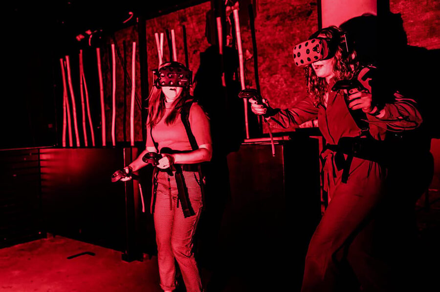 Amsterdam: VR Game Park Free-Roaming Experience - Arizona Sunshine and After the Fall for zombie action