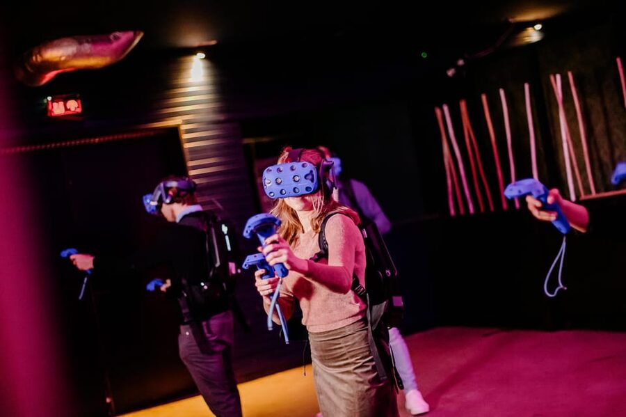 Amsterdam: VR Game Park Free-Roaming Experience - Who will enjoy A’DAM VR most?
