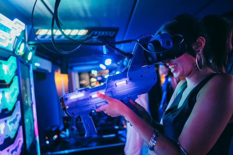 Amsterdam: VR Starter Pack with 6 Tokens - Booking Advice for a Smooth Session