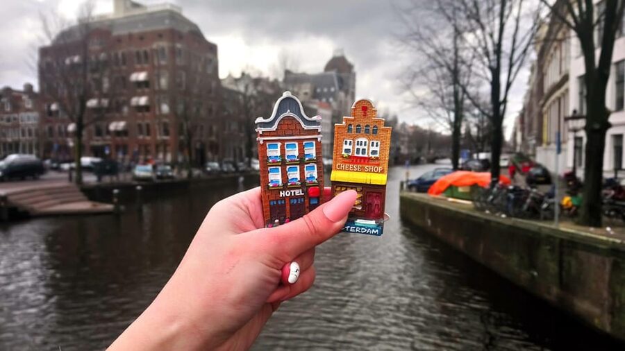 Amsterdam Walking Tour with a Local - The Best Use Of A First Day In Amsterdam