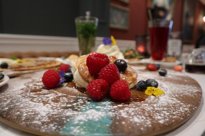 Amsterdam Walking Tour with Dutch Pancake Lunch - Jewish Quarter and Chinese Quarter