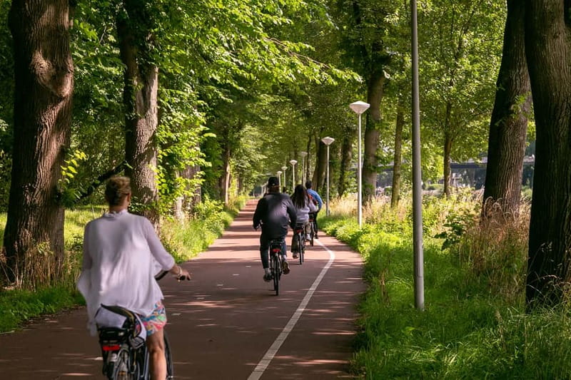 Amsterdam: Windmill, Cheese, and Countryside E-Bike Tour - Broek in Waterland, where the pace slows down