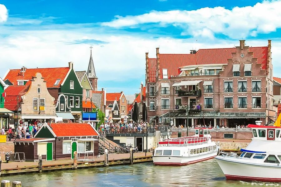 Amsterdam: Zaanse Schans, Edam, Volendam & Marken Bus Tour - Seeing how wooden clogs are made