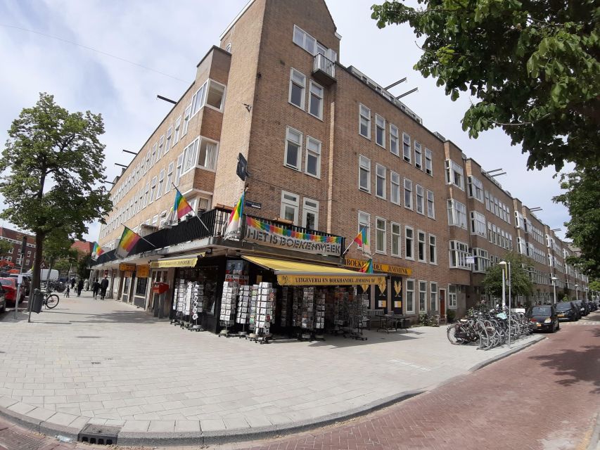Anne Frank Story & Private 2-Hour Neighborhood Tour - What the guide adds to Anne’s childhood story