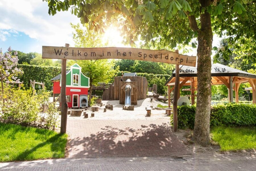 Arnhem: Dutch Open Air Museum Entry Ticket - Historic homes, farms, and windmills