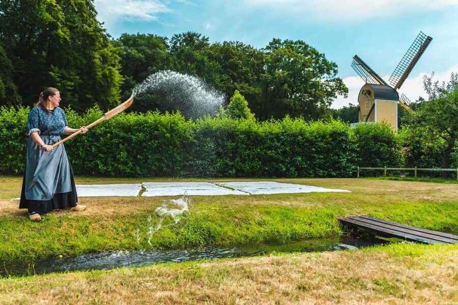 Arnhem: Dutch Open Air Museum Entry Ticket - Food, pauses, and a slower museum day