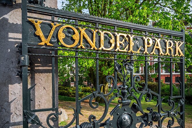 Authentic tour of Amsterdam: Jordaan, Ana Frank and Vondelpark - Starting at Stationsplein 10