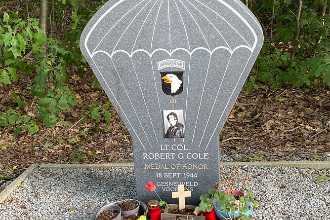 Band of Brothers in Holland Private Tour from Amsterdam - Heteren and the Crossroads