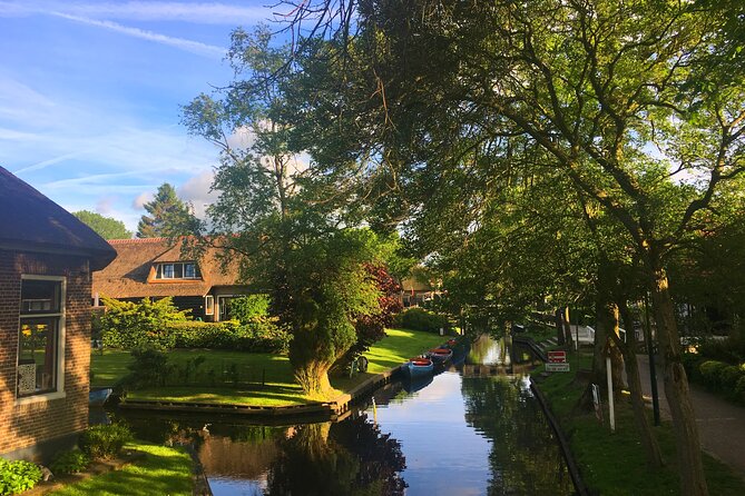 Best of Dutch Countryside: Giethoorn, Windmills, Secret Villages - Why this Dutch countryside day trip works