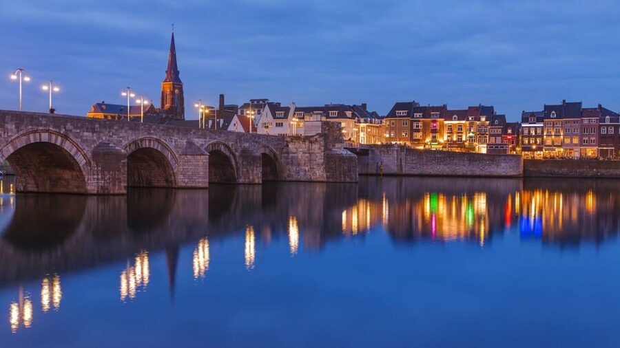 Best of Maastricht: Private Walking Tour with a Local - Key points to know before you book