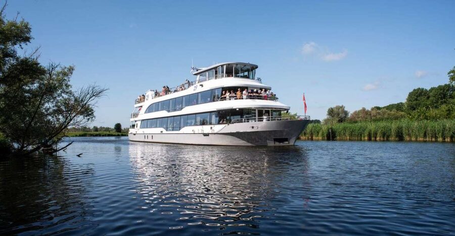 Biesbosch: Boat Cruise through National Park - Boarding at Drimmelen