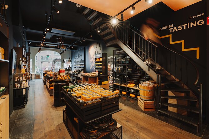 Cheese and Wine tasting in Amsterdam - The store visit and the shopping angle