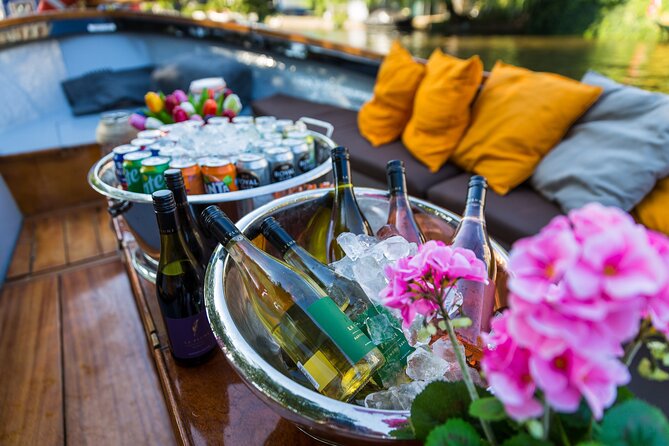 Classic Salonboat Tour in Amsterdam Including Cheese and Wine - From the Magere Brug to the Amstel
