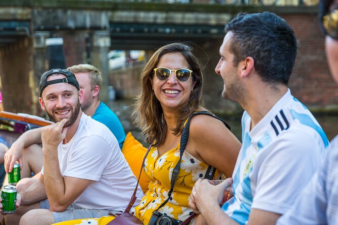 Classic Salonboat Tour in Amsterdam Including Cheese and Wine - Theater, museums, and the central city